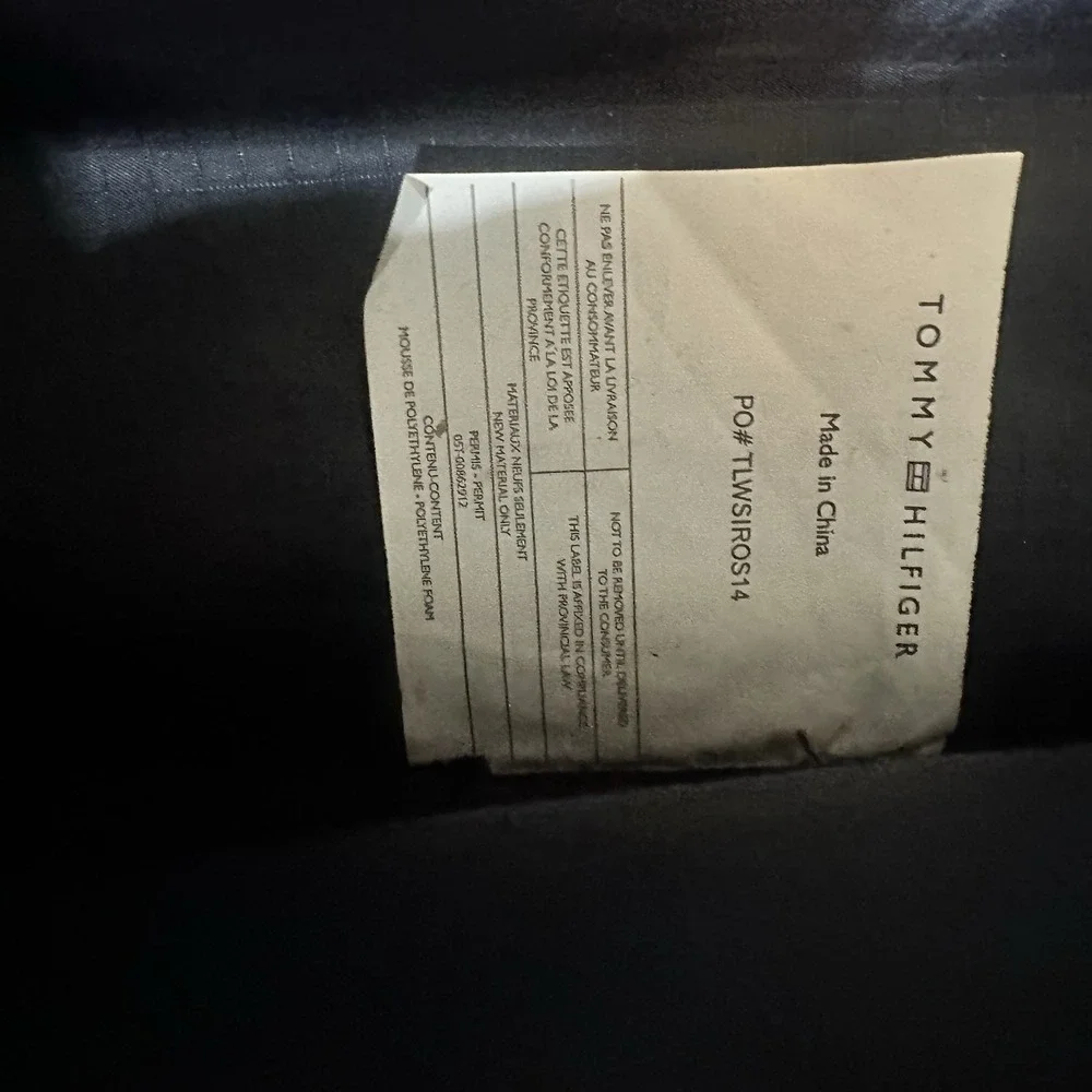 Tommy Hilfiger Rolling Swivel Suitcase 25